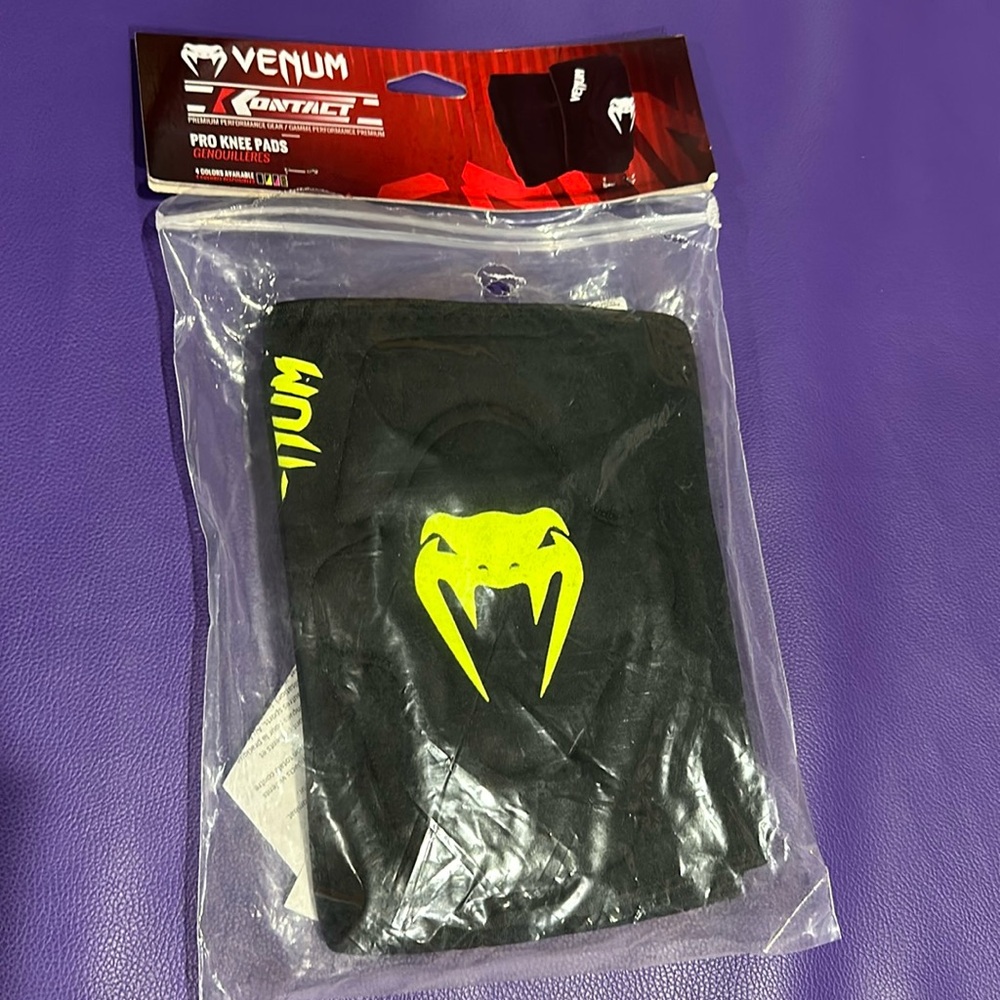 Venum Kontact Pro Knee Pads MMA BJJ Martial Arts